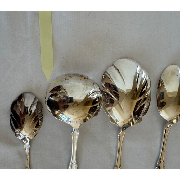 Oneida Rogers 1881 Victorian Classic Silverplate 54 Pc SVC for 8 w Steak Knives - Picture 11 of 15